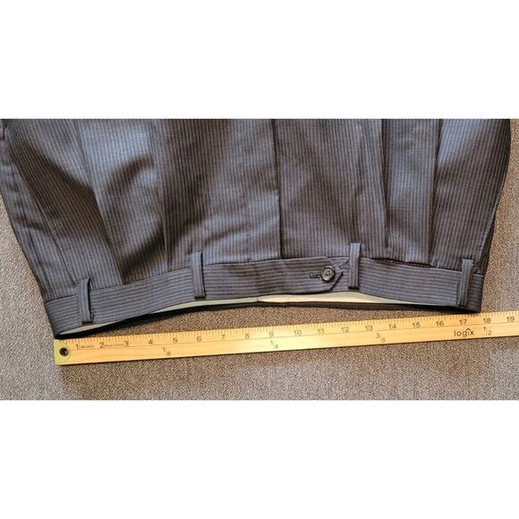 Ralph Ralph Lauren 100% Wool Gray Pinstripe Suit 42L / 36x31 EUC - Picture 6 of 10